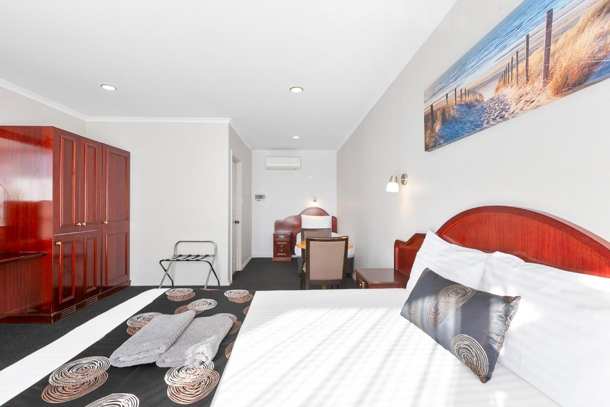 Best Western Port Lincoln- Formerly Hilton Motel Экстерьер фото