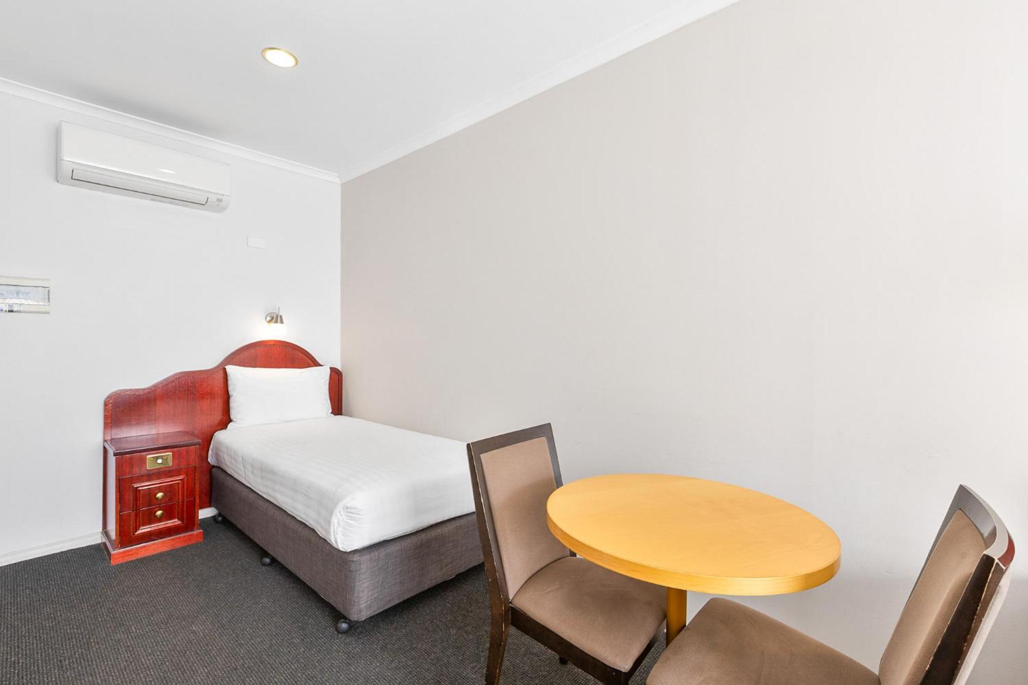 Best Western Port Lincoln- Formerly Hilton Motel Экстерьер фото