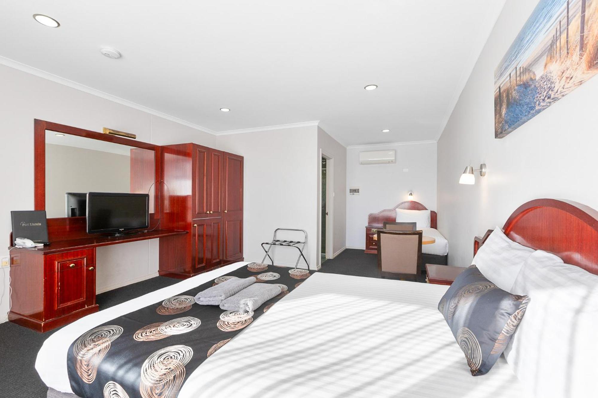 Best Western Port Lincoln- Formerly Hilton Motel Экстерьер фото